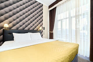 Мини-отель Невский контур Санкт-Петербург Комната "Пушкин" с балконом-4