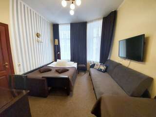 Мини-отель Невский контур Санкт-Петербург Двухкомнатный Superior c 2 санузлами на 4-6 человек-5