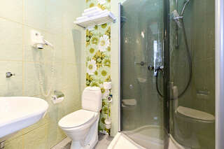 Мини-отель Невский контур Санкт-Петербург Трехместная  комната с кондиционером-6